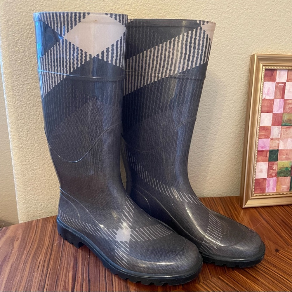 Burberry Gray Plaid Rubber Rain Boots